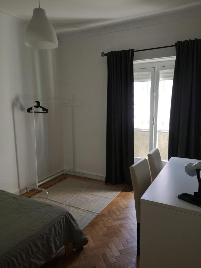 Young Apartment Lisbona Esterno foto