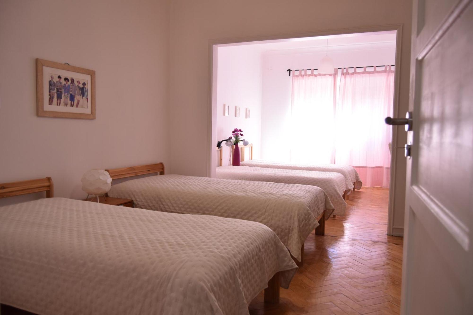 Young Apartment Lisbona Esterno foto
